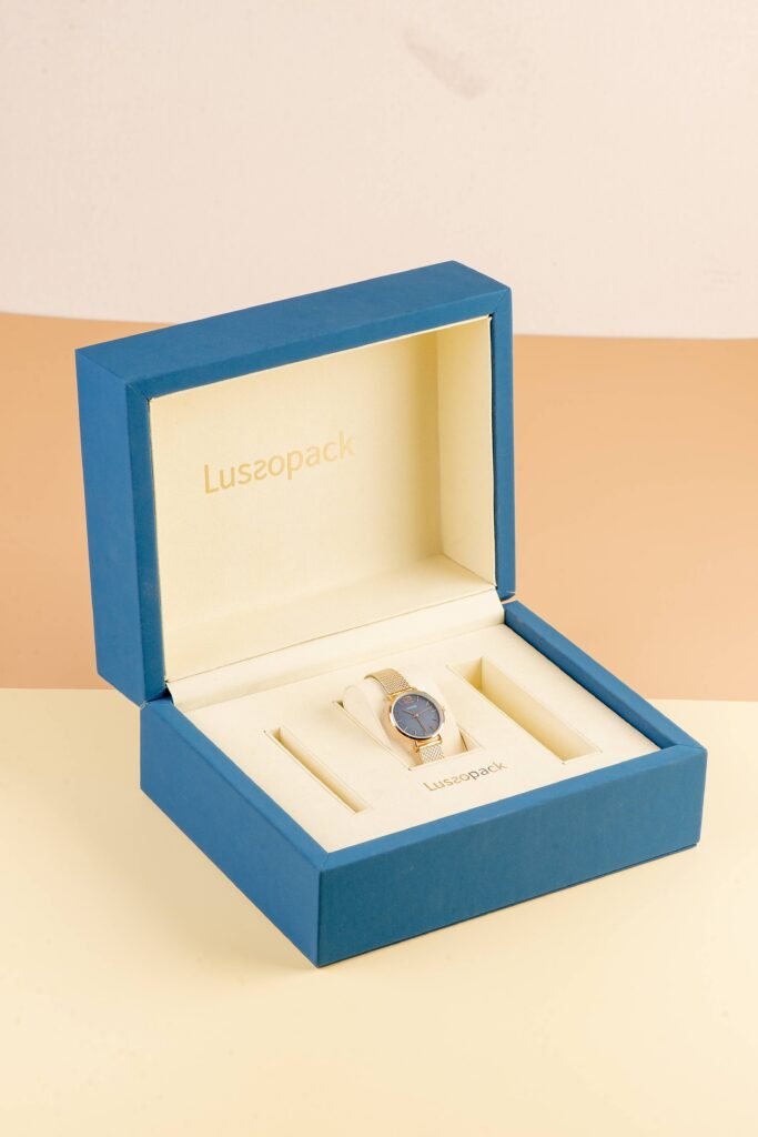 Amore Ludovica - Custom Blue Luxury Watch Box with leather and fabric made by manufacturer