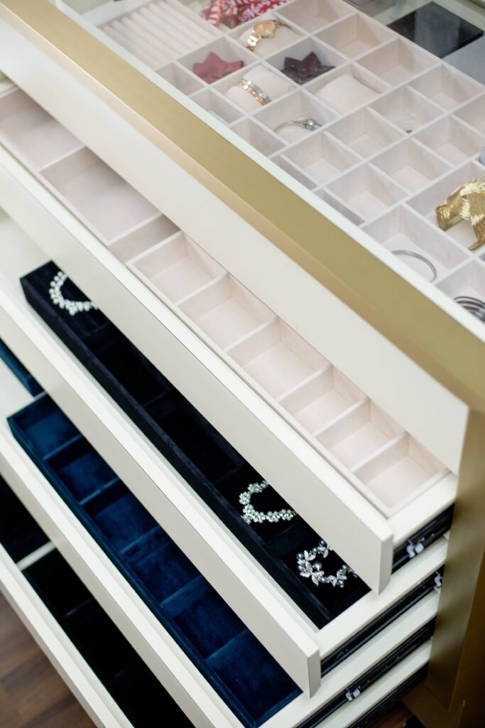 Simone - Custom Jewelry Trays with velvet made by manufacturer